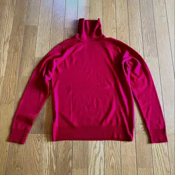 존스메들리 빨간색 터틀넥 니트 긴팔