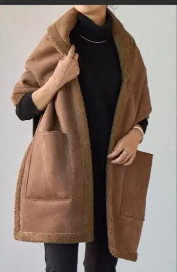 BEARDSLEY 23100엔 이번 시즌 무스탕 리버서블 스톨