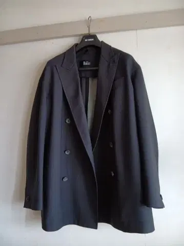 더 리라쿠스 다크 네이비 더블 브레스트 테일러드 자켓 새상품급