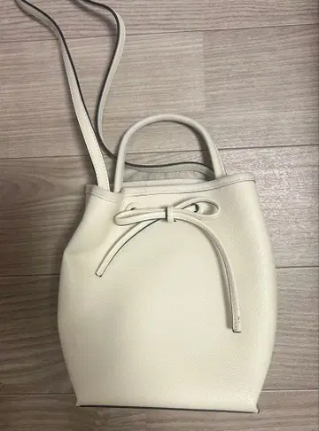 새상품급 프레이아이디 백