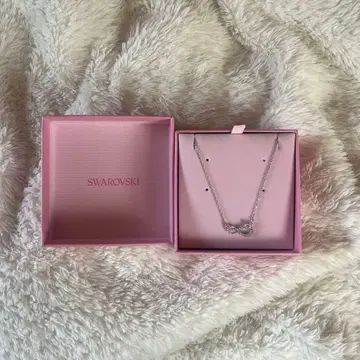 Swarovski 무한대 모티브 목걸이