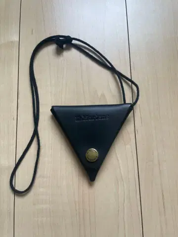 Dr. Martens 블랙 가죽 코인 케이스