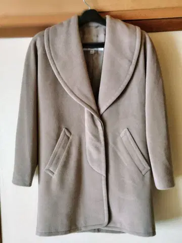 CERRUTI 1881 베이지 숄카라 울 코트 빈티지 상품