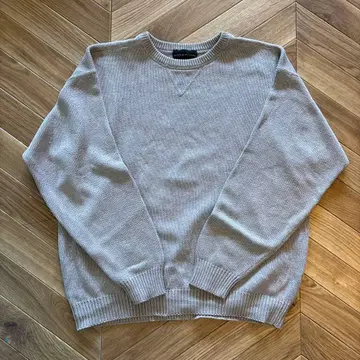 그레이 크루넥 니트 스웨터