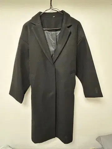 블랙 롱 코트 허리 리본 포함