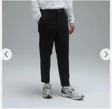 New Balance MET24 Slim Tapered Fit