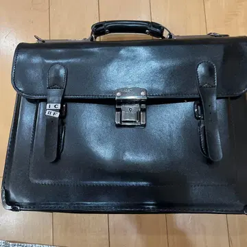 학생 가방 NOI.K.D.S 블랙 쇼와 헤이세이 레트로