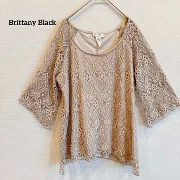 새상품급 Brittany Black 레이스 칠부 소매 상의 튜닉 베이지