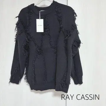레이 캐신 블랙 프린지 니트