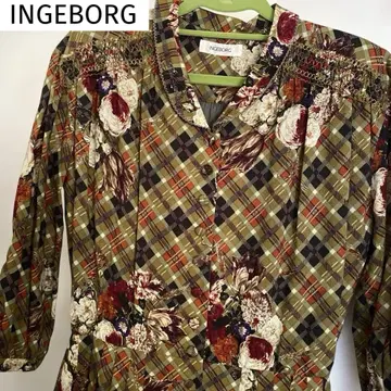 INGEBORG 꽃무늬 그린 계열 체크 7부 소매 원피스