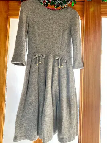 그레이 니트 A라인 원피스 7부 소매