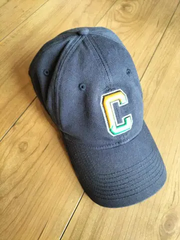 CHALLENGER 자수 C로고 다크 그레이 캡