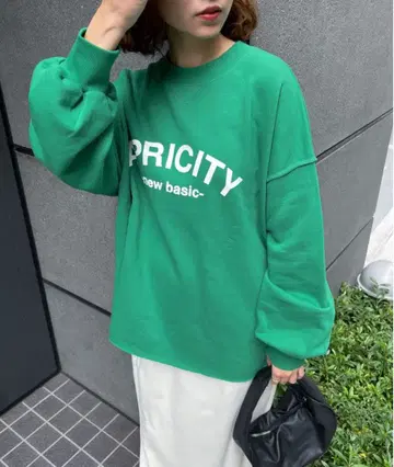 feepur by saya 칼리지 로고 맨투맨 그린