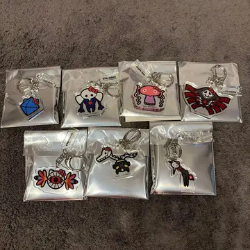 에반게리온 & 산리오 헬로키티 아크릴 키링 컴플리트