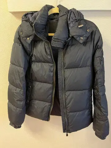 타트라스 TATRAS 다운 자켓 네이비 KRAZ