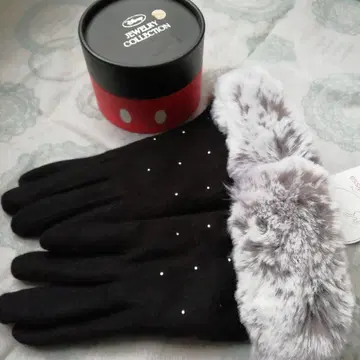 [ 미사용 새상품 ] 고급 퍼 장갑 & 디즈니 주얼리 컬렉션 펜던트 세트