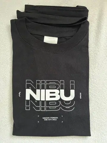 니부 아카리 ZETADIVISION 콜라보 T셔츠 M 사이즈