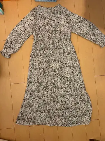 꽃무늬 긴팔 맥시 원피스