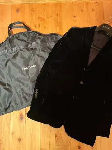 [ 새상품급 ] 폴스미스 벨벳 자켓 M 사이즈 행거 케이스 포함