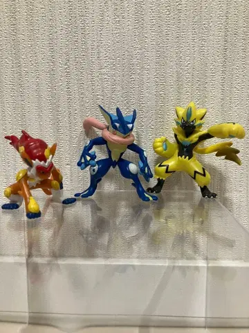 포켓몬 피규어 3개 세트 초염몽, 루카리오, 제라오라