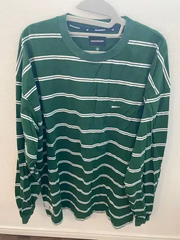 스트라이프 패턴 긴팔 티셔츠 그린