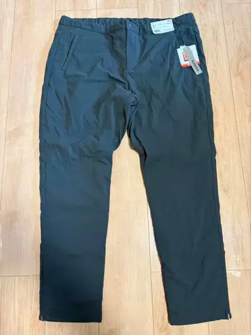 유니클로 BLOCKTECH 웜 이지 팬츠 3XL 사이즈