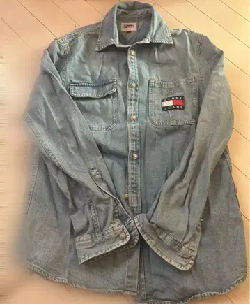 TOMMY JEANS 데님 셔츠