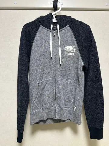 Roots 풀 집업 후드티 S 사이즈