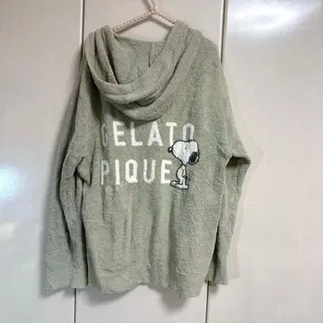 젤라피케 스누피 콜라보 후드티