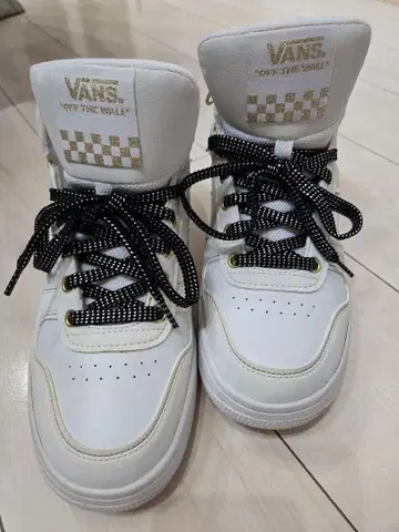 가격 인하 중 VANS 하이컷 스니커즈