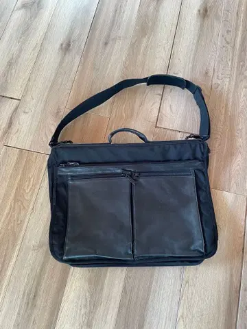 SAZABY 가먼트 백