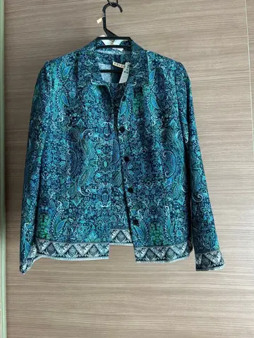 페이즐리 무늬 블루 계열 자켓 아우터