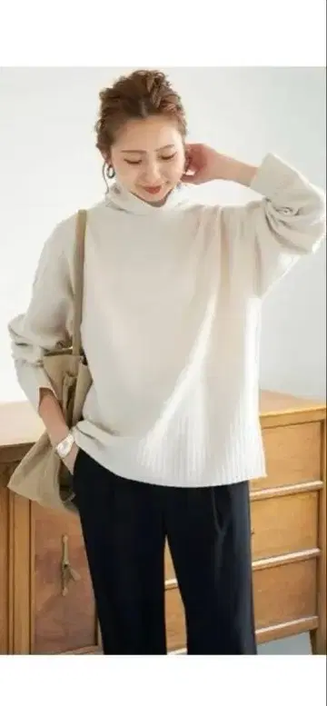 울 캐시미어 터틀넥 풀오버