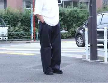 UNIVERSAL PRODUCTS 네이비 치노 팬츠