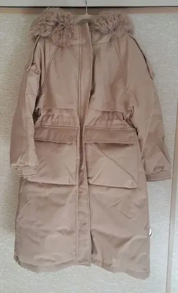 퍼 후드 베이지 다운 자켓