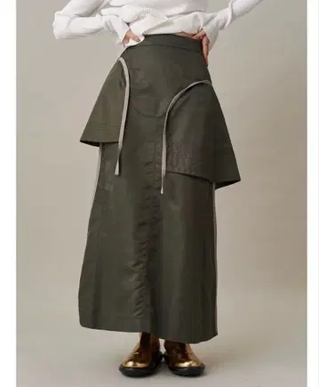 새상품 UN3D. 페플럼 스커트 MA-1