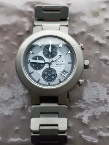 TIMEX CHRONOGRAPH TITTAN 손목시계