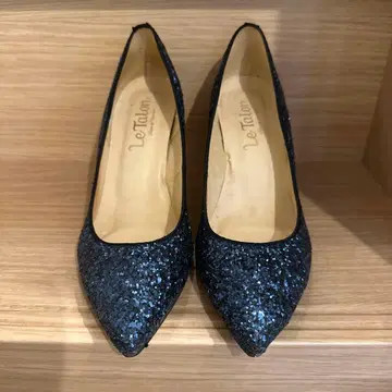 르 탈롱 블랙 글리터 하이힐 펌프스