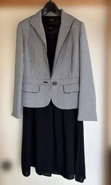 여성용 포멀 수트 원피스 11호