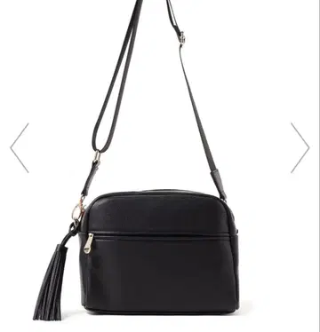 BEAMS HEART 블랙 태슬 숄더백