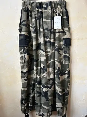 미사용 GENTIL 카모플라쥬 코쿤 카고 롱 스커트