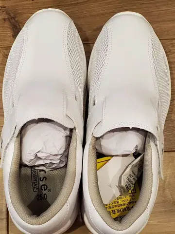 [새상품] 간호사 신발 나스쿨I 화이트 25.0cm 4E