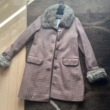 액시즈 도트 무늬 롱 코트 새상품