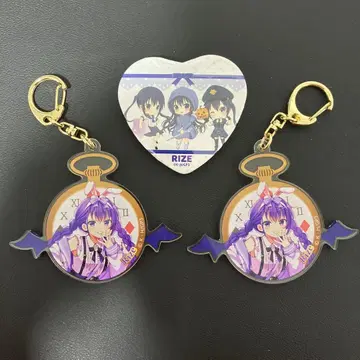 레어템 주문토끼 리제 아크릴 키링 캔뱃지 3개