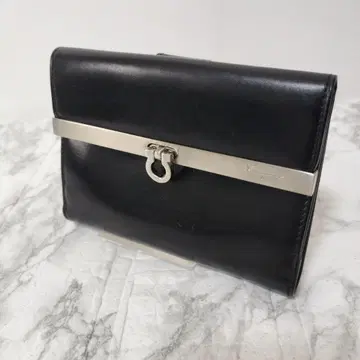 [컨디션 최상] 블랙 가죽 접이식 지갑