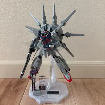 반다이 1/100 ZGMF-X666S 레전드 건담 완성품 먹선