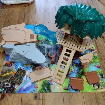 아니아 애니멀 어드벤처 정글 트리? 중고