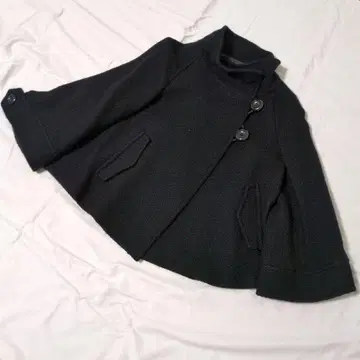 UNTITLED 블랙 케이프 코트