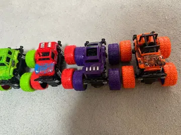 컬러풀 몬스터 카 4대 세트