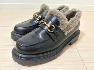 가죽 로퍼 블랙 퍼 포함